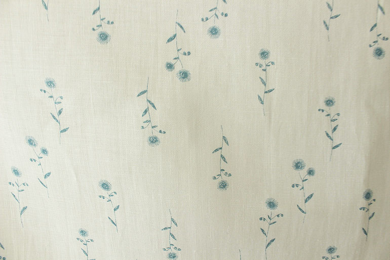 LINNETリネンプリント <br /> ハルジオン 白-ブルー